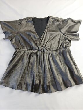 Torrid Shimmery Short Sleeve Top Blouse With High Waist